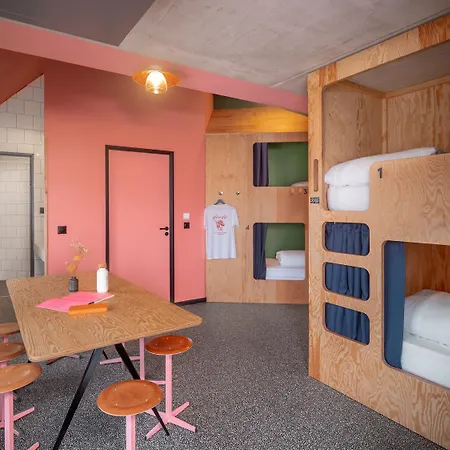 Eklo Hotels Bordeaux Centre Bastide-3
